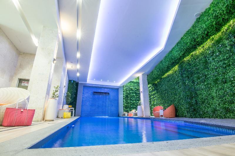 Goldberry Lite Hotel Илойло Сити Екстериор снимка